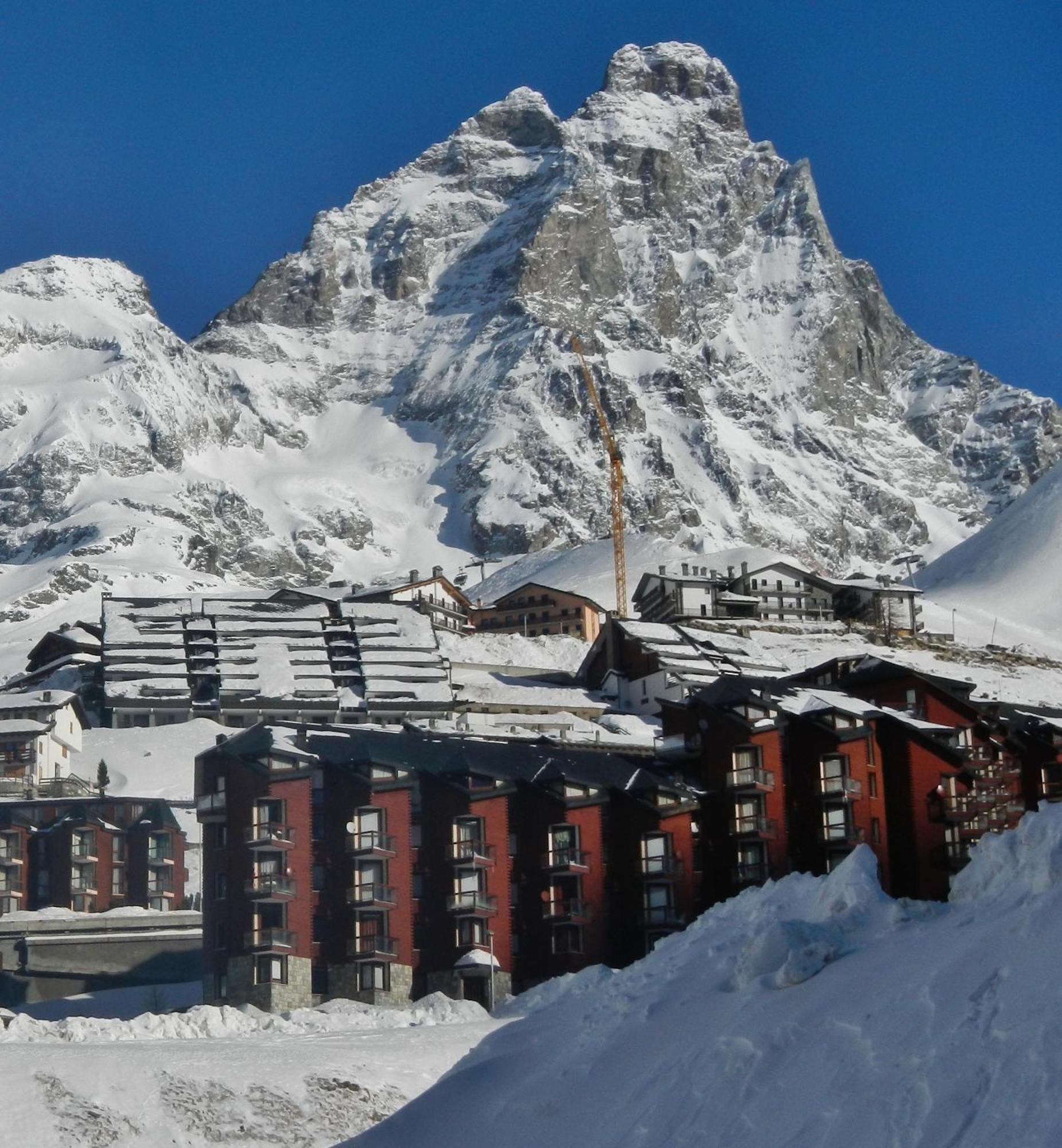 Stella Del Cervino, Ski In & Ski Out, With Garage Breuil-Cervinia Exteriör bild
